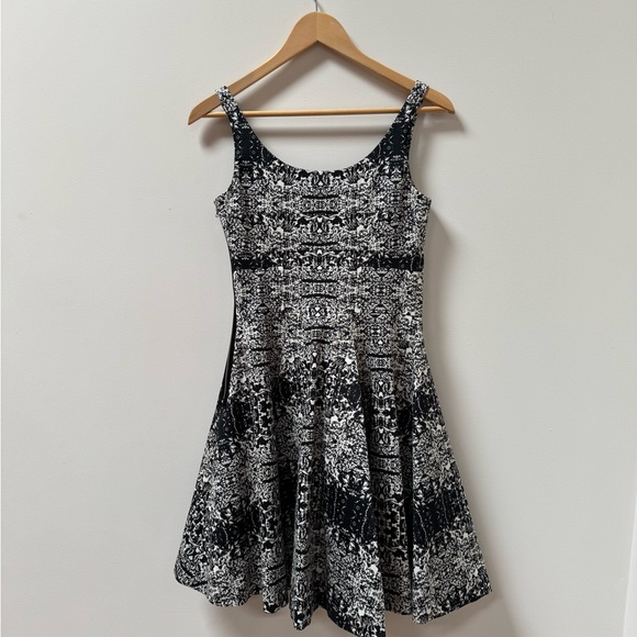 Jonathan Cohen Black & White Dress - Picture 6 of 7